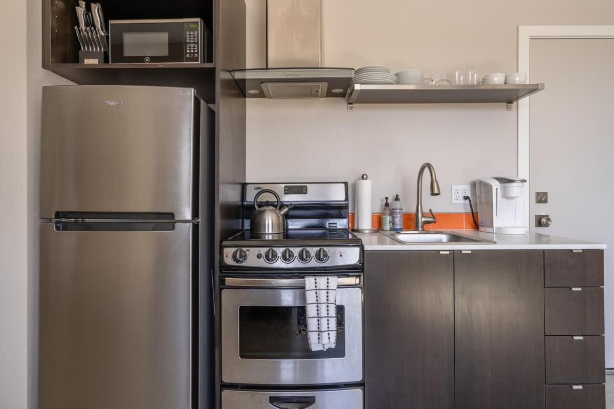 Sunny Studio Apartment - Food Carts, Coffee & Bars بورتلاند المظهر الخارجي الصورة